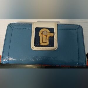 Juicy Couture Blue and White Wallet with Gold Clasp